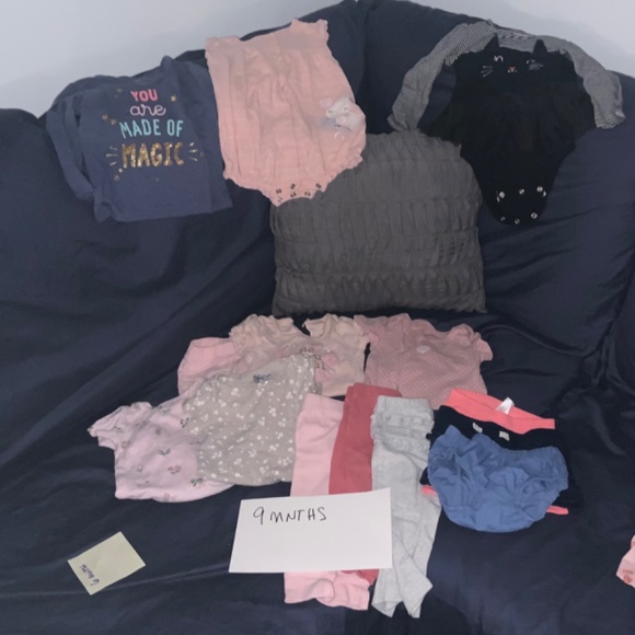 Baby clothes 0-2T GENTLY USED SOME NEW! - Picture 3 of 16